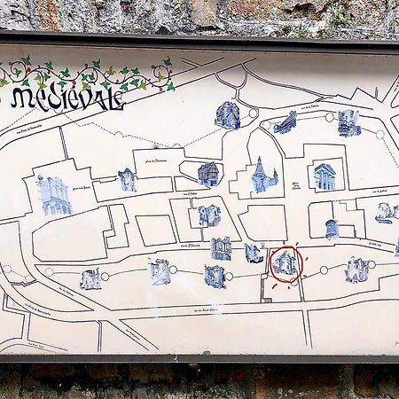 La Maison Sur Les Remparts Domfront  Zewnętrze zdjęcie
