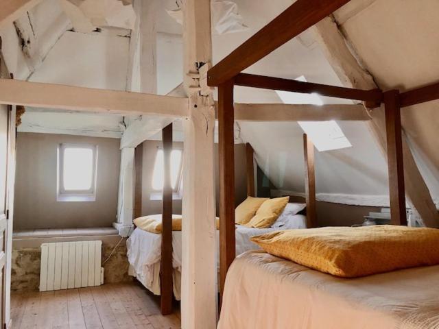 La Maison Sur Les Remparts Domfront  Zewnętrze zdjęcie